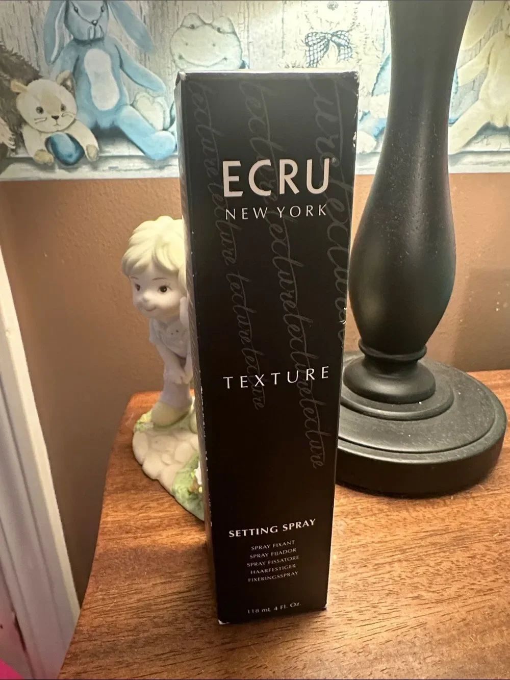 ECRU New York Texture Setting Spray - Black Box